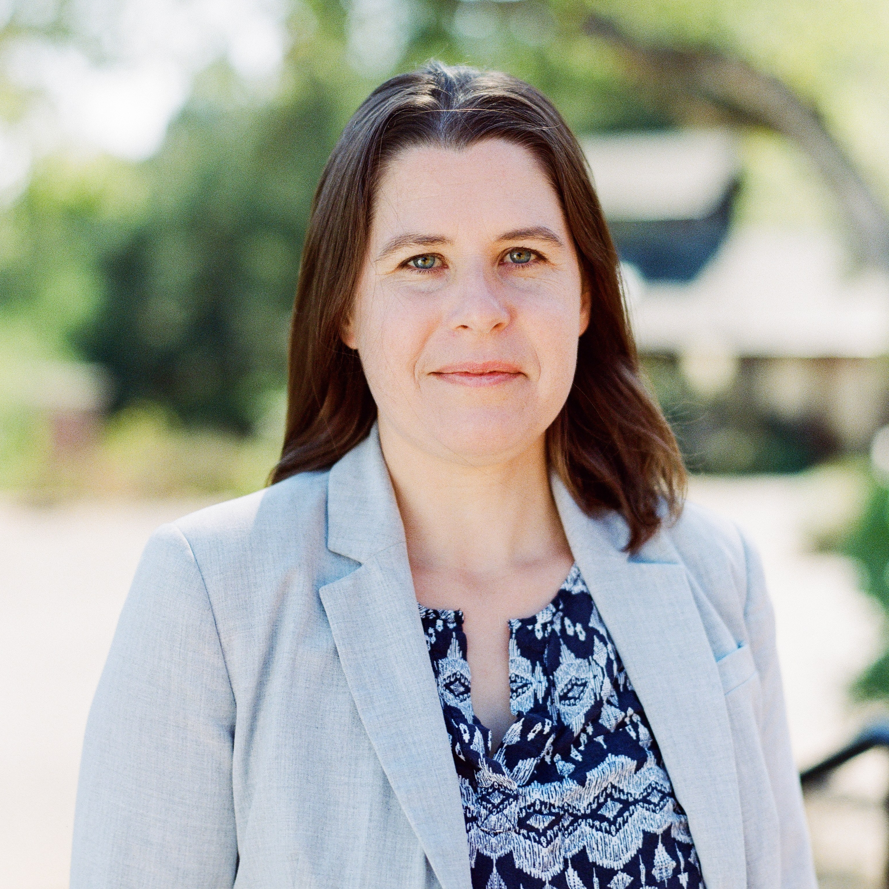 285523_0001-e_WEAHeadshots_10172019